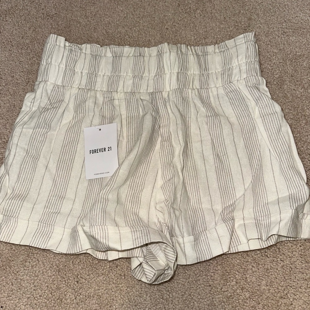 Paperbag high waisted shorts